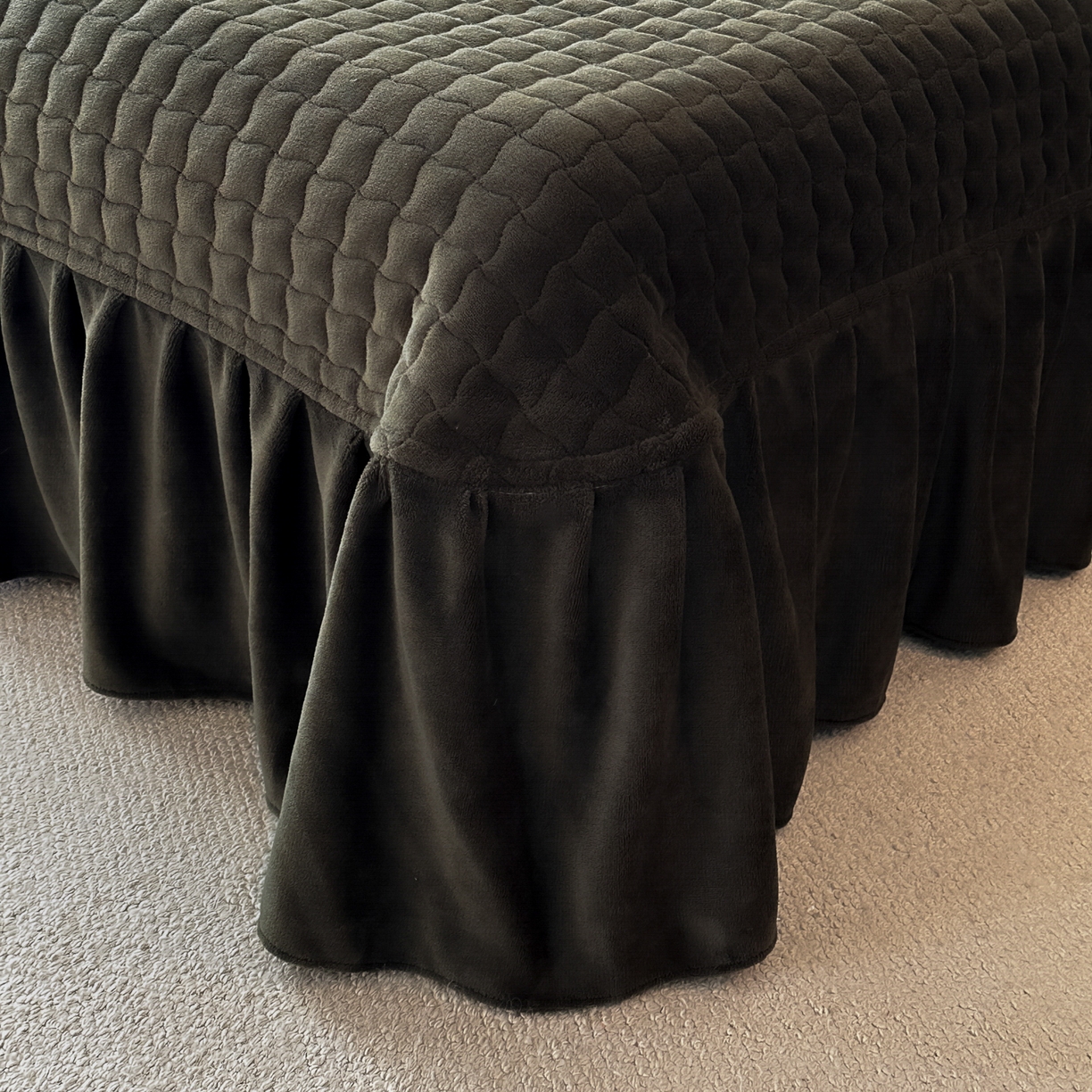 91家纺网 家纺一手货源 找家纺 金阳光家纺 2025新款美拉德高克重兔绒牛奶绒床盖款四件套 蝴蝶豹纹灰