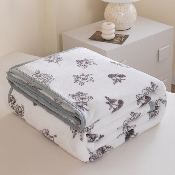 91家纺网 家纺一手货源 找家纺 梵心 2025新款云貂绒毛毯法兰绒毛毯牛奶绒毛毯爆款盖毯直播跨境专供-可定制克重 花影