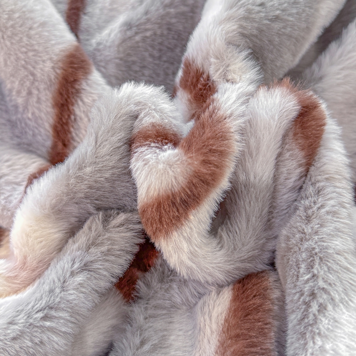 91家纺网 家纺一手货源 找家纺 KA家纺 2025新款冬高克重兔毛牛奶绒四件套 可爱熊