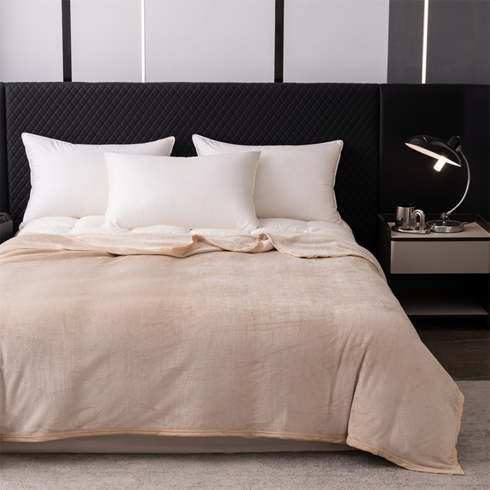 91家纺网 家纺一手货源 找家纺 梵心 2025新款云貂绒毛毯法兰绒毛毯牛奶绒毛毯爆款盖毯直播跨境专供-可定制克重 卡其