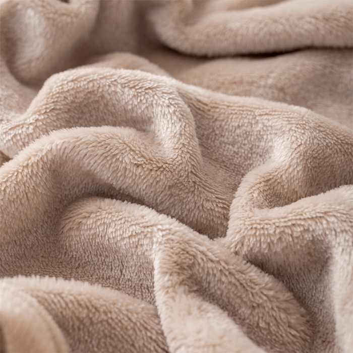 91家纺网 家纺一手货源 找家纺 梵心 2025新款云貂绒毛毯法兰绒毛毯牛奶绒毛毯爆款盖毯直播跨境专供-可定制克重 卡其