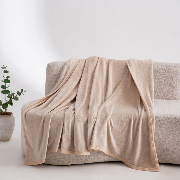 91家纺网 家纺一手货源 找家纺 梵心 2025新款云貂绒毛毯法兰绒毛毯牛奶绒毛毯爆款盖毯直播跨境专供-可定制克重 卡其