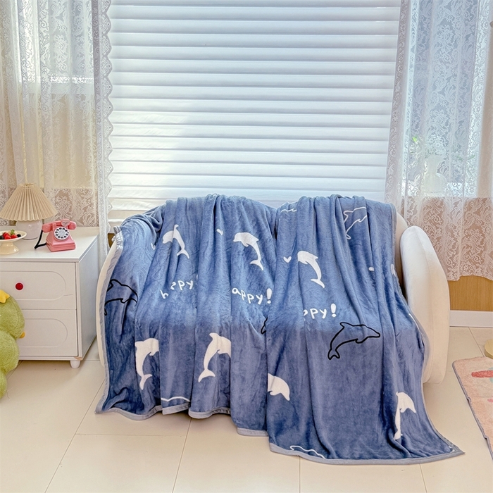 91家纺网 家纺一手货源 找家纺 梵心 2025新款云貂绒毛毯法兰绒毛毯牛奶绒毛毯爆款盖毯直播跨境专供-可定制克重 蓝鲸