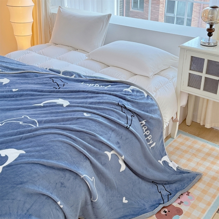 91家纺网 家纺一手货源 找家纺 梵心 2025新款云貂绒毛毯法兰绒毛毯牛奶绒毛毯爆款盖毯直播跨境专供-可定制克重 蓝鲸