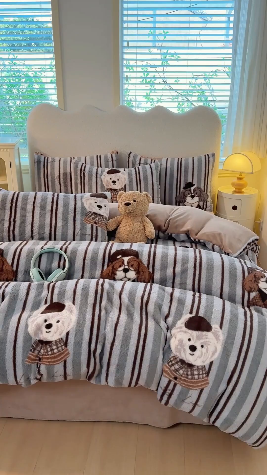 91家纺网 家纺一手货源 找家纺 KA家纺 2025新款冬高克重兔毛牛奶绒四件套 可爱熊