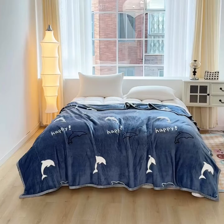 91家纺网 家纺一手货源 找家纺 梵心 2025新款云貂绒毛毯法兰绒毛毯牛奶绒毛毯爆款盖毯直播跨境专供-可定制克重 蓝鲸