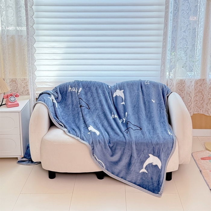 91家纺网 家纺一手货源 找家纺 梵心 2025新款云貂绒毛毯法兰绒毛毯牛奶绒毛毯爆款盖毯直播跨境专供-可定制克重 蓝鲸