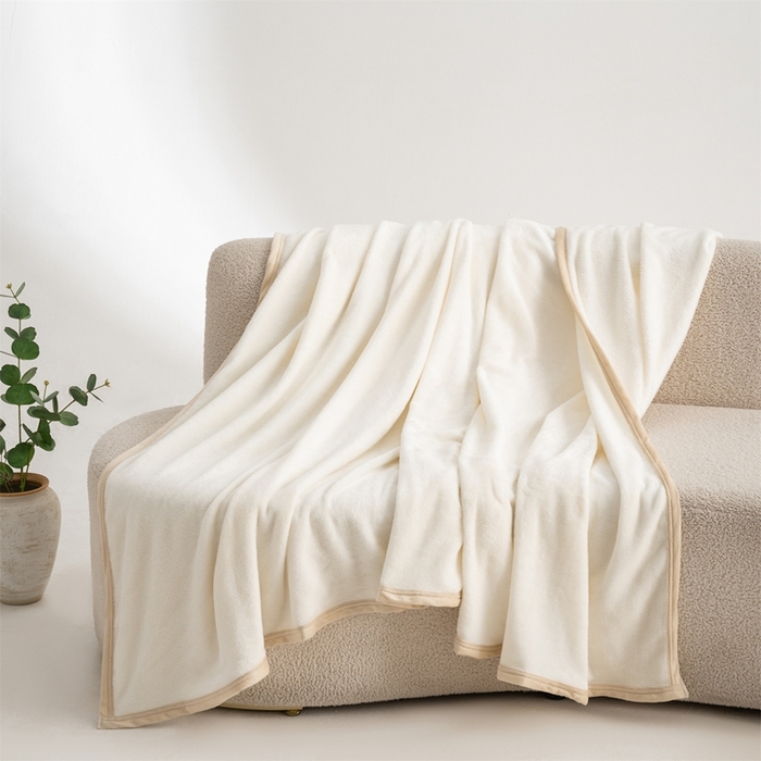 91家纺网 家纺一手货源 找家纺 梵心 2025新款云貂绒毛毯法兰绒毛毯牛奶绒毛毯爆款盖毯直播跨境专供-可定制克重  米色