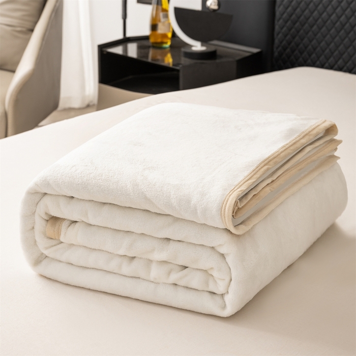 91家纺网 家纺一手货源 找家纺 梵心 2025新款云貂绒毛毯法兰绒毛毯牛奶绒毛毯爆款盖毯直播跨境专供-可定制克重  米色