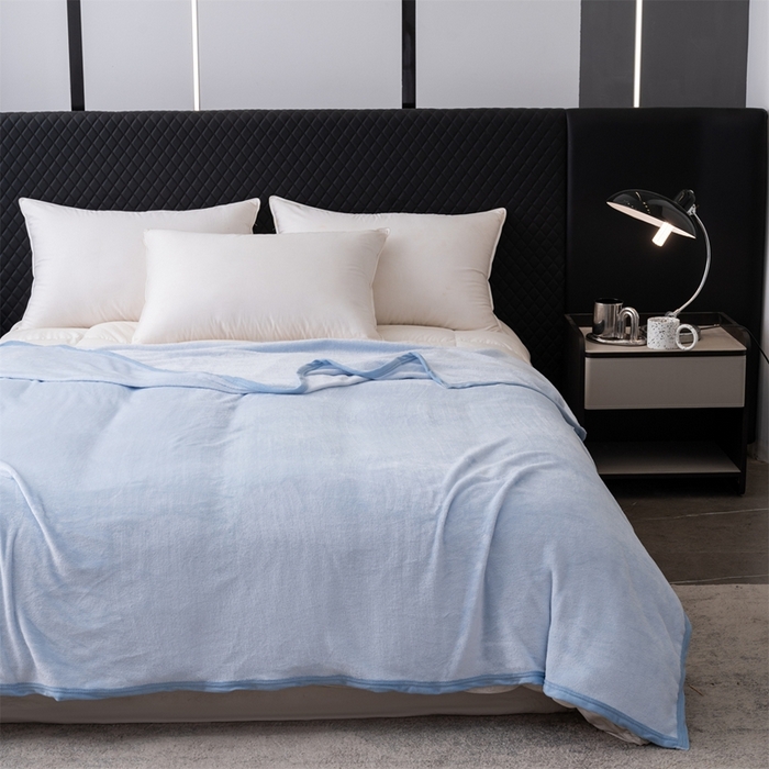 91家纺网 家纺一手货源 找家纺 梵心 2025新款云貂绒毛毯法兰绒毛毯牛奶绒毛毯爆款盖毯直播跨境专供-可定制克重 浅蓝