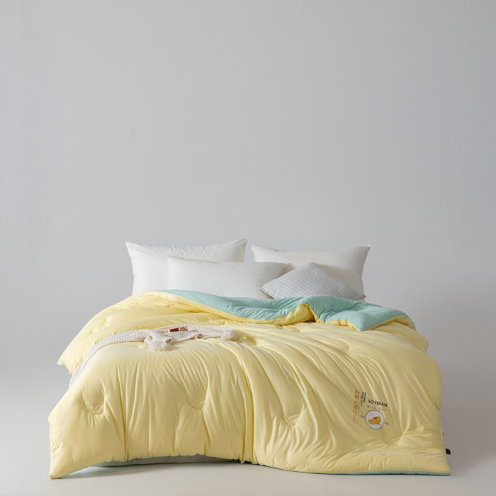 91家纺网 家纺一手货源 找家纺 丽卡家纺 2025年秋冬新品有机云柔大豆被被子被芯（常规生产款为春秋被和冬被，常规尺寸为200*230，其他特殊尺寸/加厚款接受下单定制） 有机云柔豆春秋被-黄色