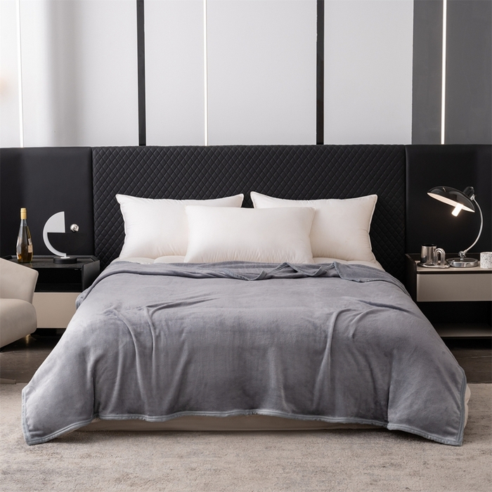 91家纺网 家纺一手货源 找家纺 梵心 2025新款云貂绒毛毯法兰绒毛毯牛奶绒毛毯爆款盖毯直播跨境专供-可定制克重  绅士灰