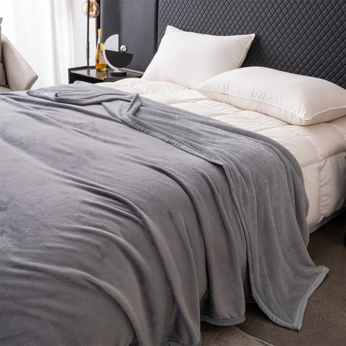 91家纺网 家纺一手货源 找家纺 梵心 2025新款云貂绒毛毯法兰绒毛毯牛奶绒毛毯爆款盖毯直播跨境专供-可定制克重  绅士灰