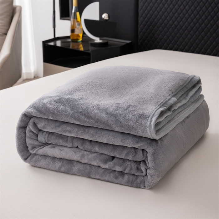 91家纺网 家纺一手货源 找家纺 梵心 2025新款云貂绒毛毯法兰绒毛毯牛奶绒毛毯爆款盖毯直播跨境专供-可定制克重  绅士灰