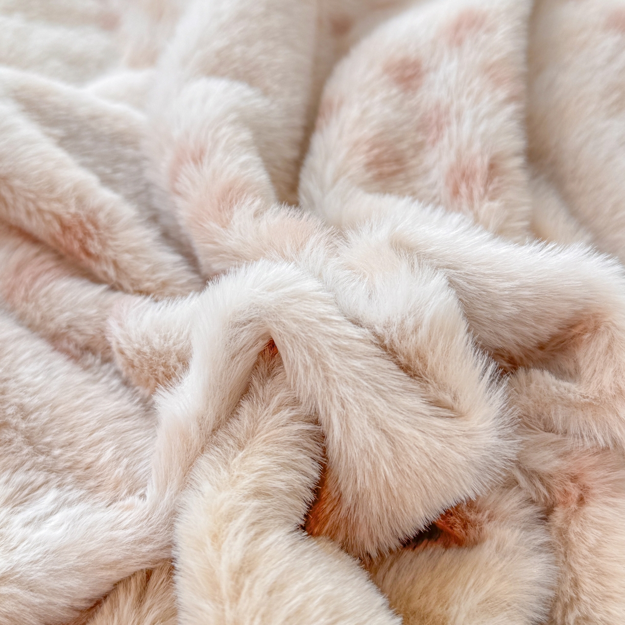 91家纺网 家纺一手货源 找家纺 KA家纺 2025新款冬高克重兔毛牛奶绒四件套 快乐熊