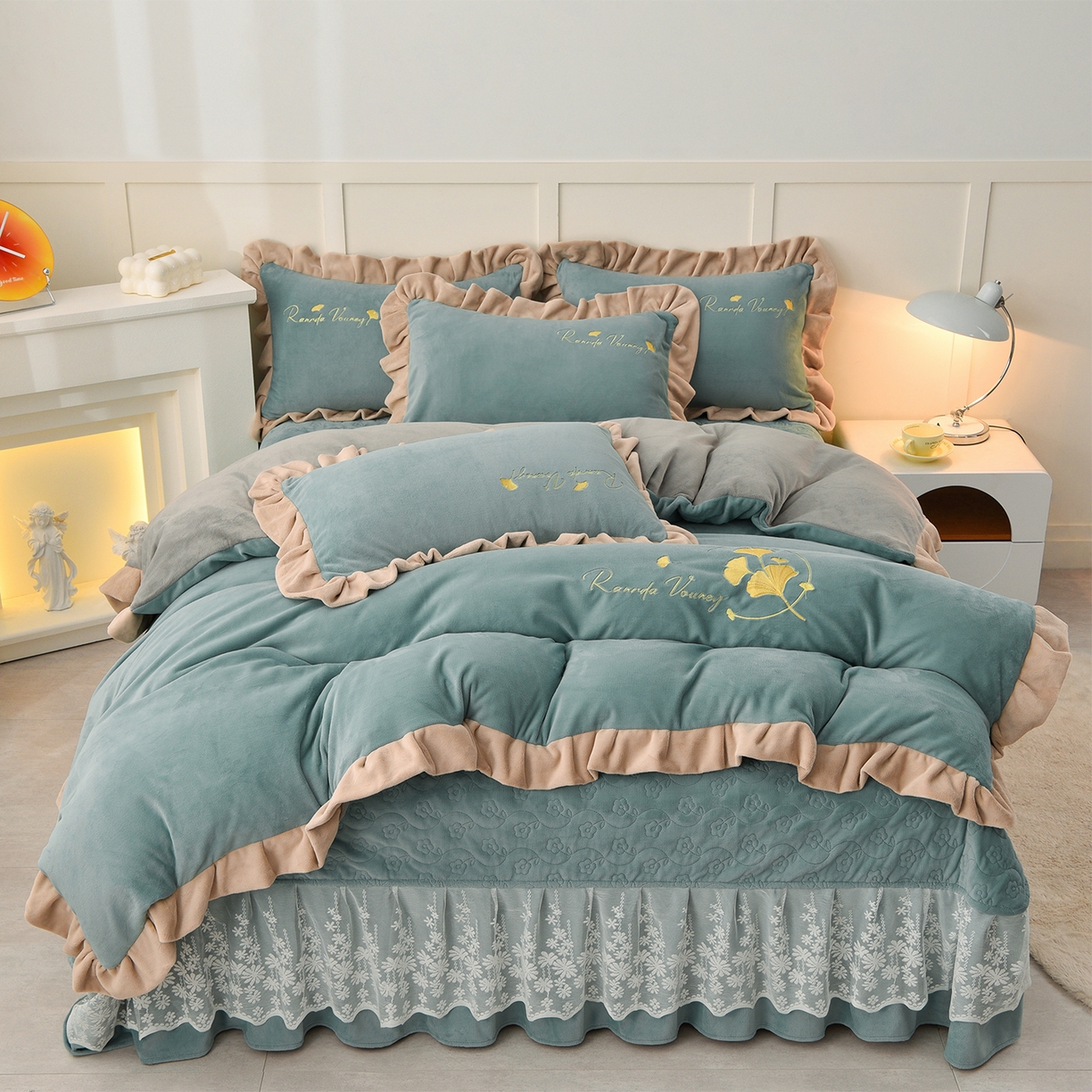 91家纺网 家纺一手货源 找家纺 湘雪家居  2025新款高克重纯色刺绣牛奶绒床盖款星语系列四件套-提供买家秀 星语款-草绿色