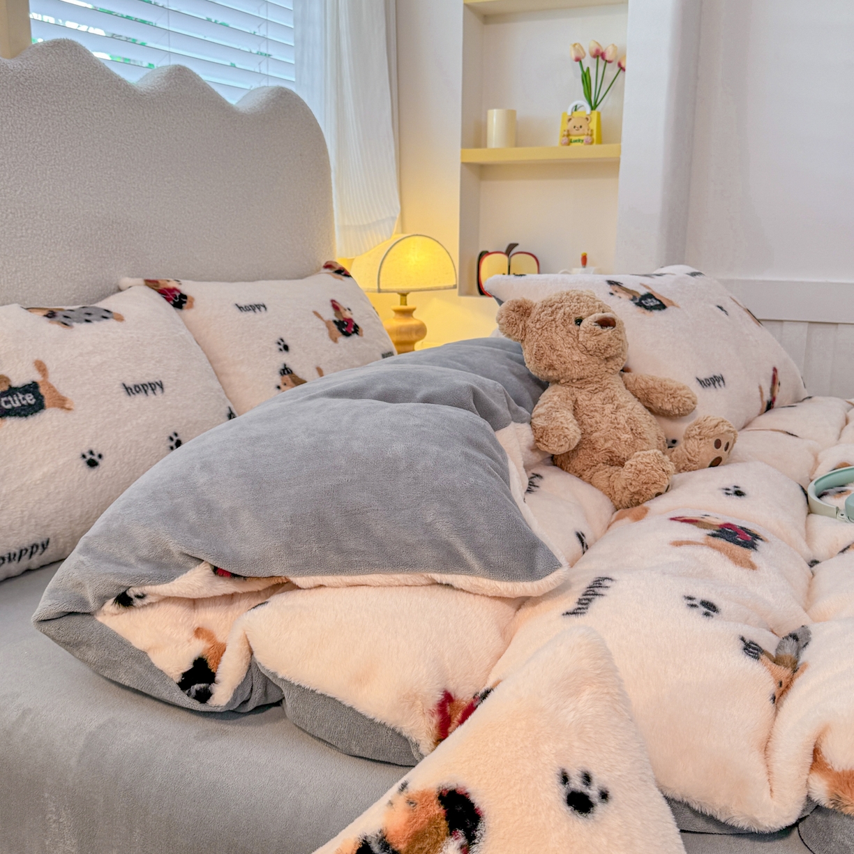 91家纺网 家纺一手货源 找家纺 KA家纺 2025新款冬高克重兔毛牛奶绒四件套 腊肠狗