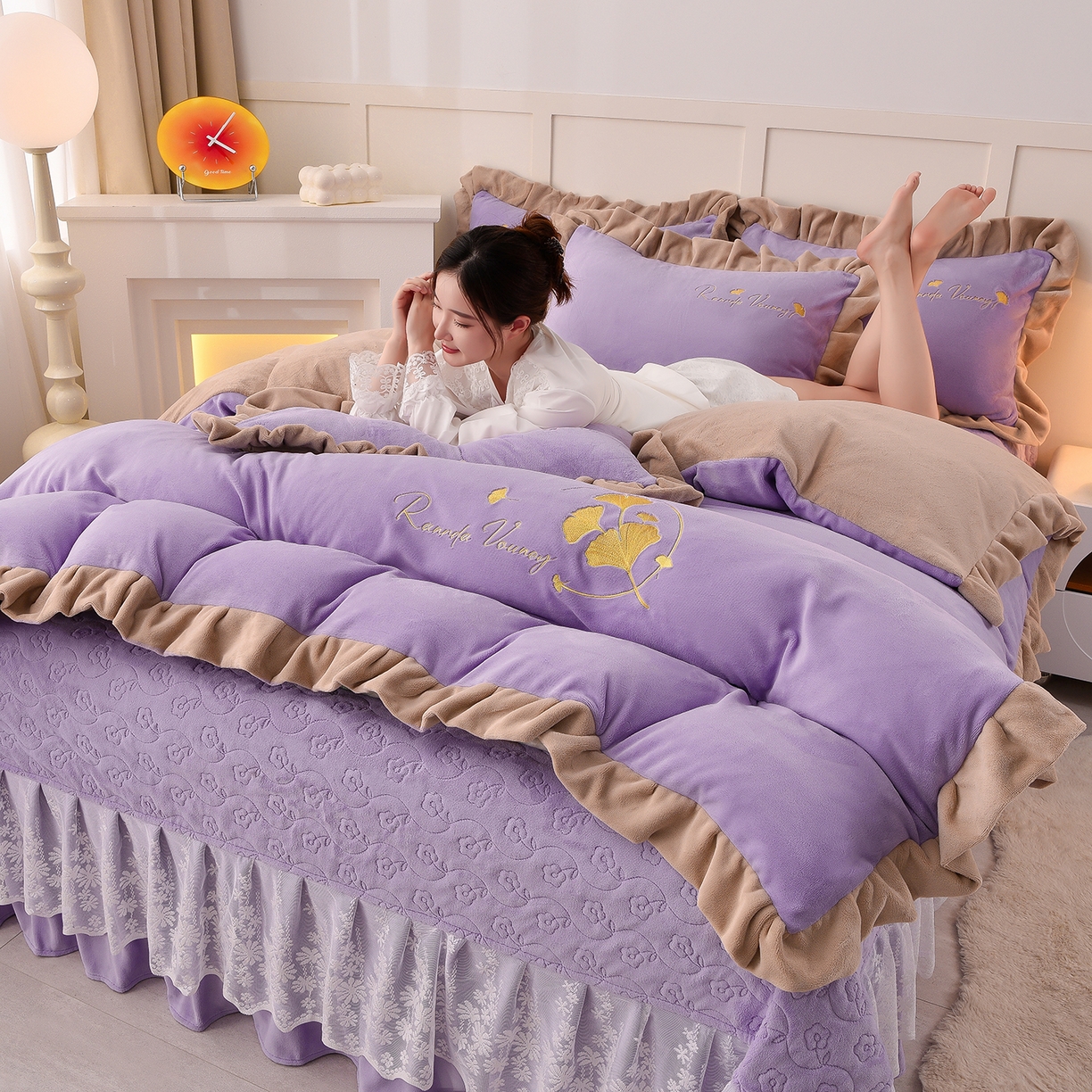 91家纺网 家纺一手货源 找家纺 湘雪家居  2025新款高克重纯色刺绣牛奶绒床盖款星语系列四件套-提供买家秀 星语款-熏韵紫