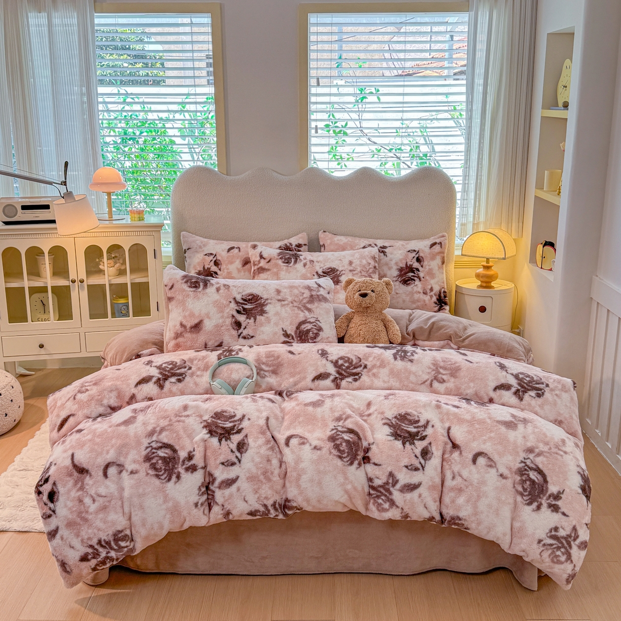 91家纺网 家纺一手货源 找家纺 KA家纺 2025新款冬高克重兔毛牛奶绒四件套 玫瑰故事