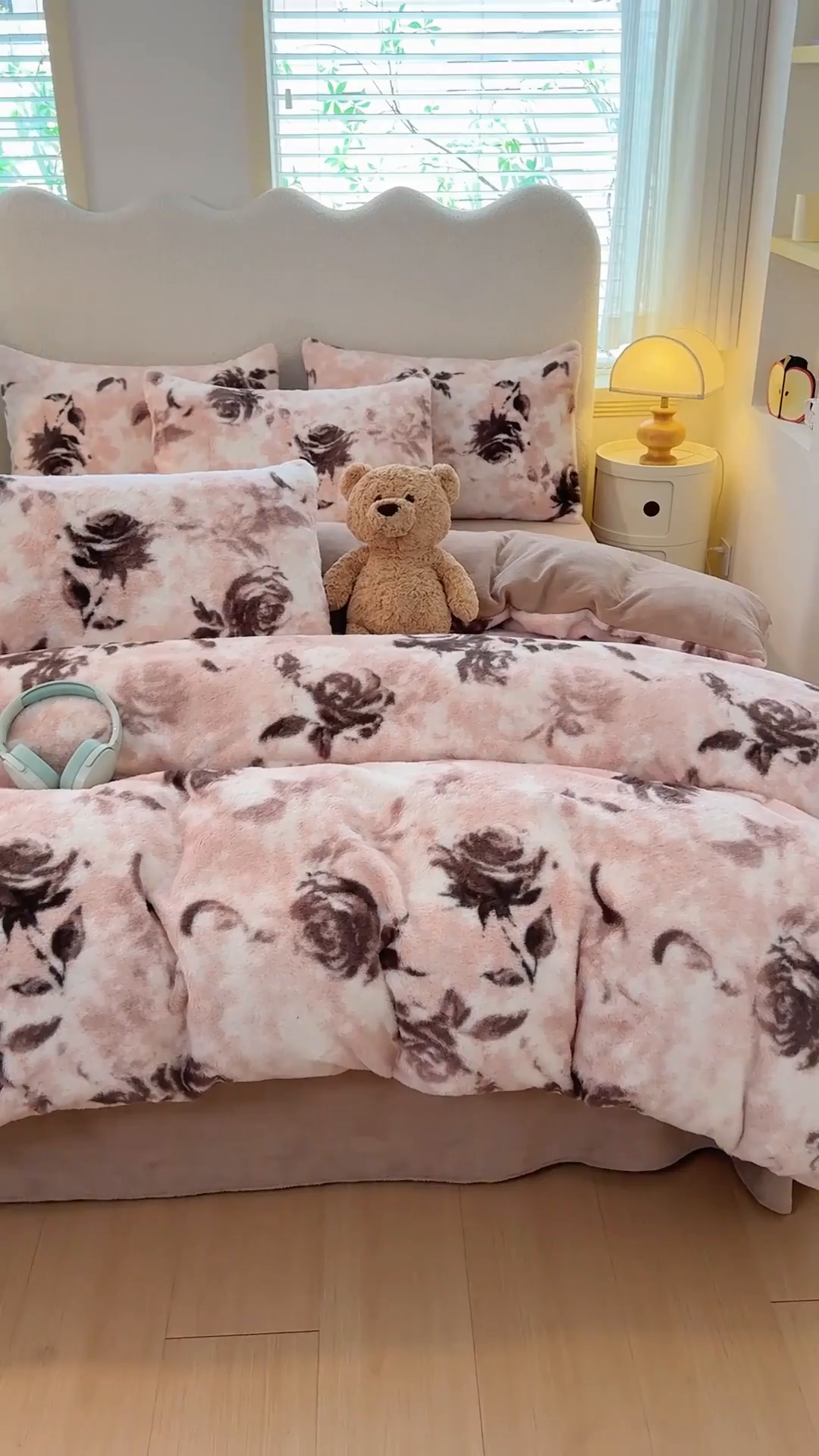 91家纺网 家纺一手货源 找家纺 KA家纺 2025新款冬高克重兔毛牛奶绒四件套 玫瑰故事