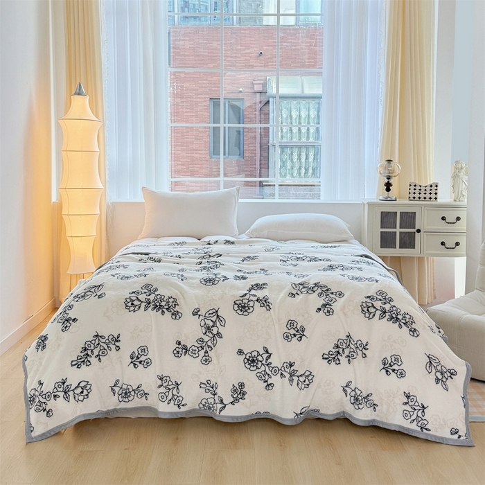 91家纺网 家纺一手货源 找家纺 梵心 2025新款云貂绒毛毯法兰绒毛毯牛奶绒毛毯爆款盖毯直播跨境专供-可定制克重 枝叶