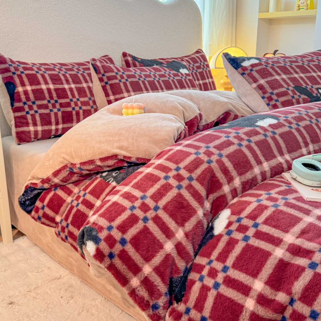 91家纺网 家纺一手货源 找家纺 KA家纺 2025新款冬高克重兔毛牛奶绒四件套 幸运猫