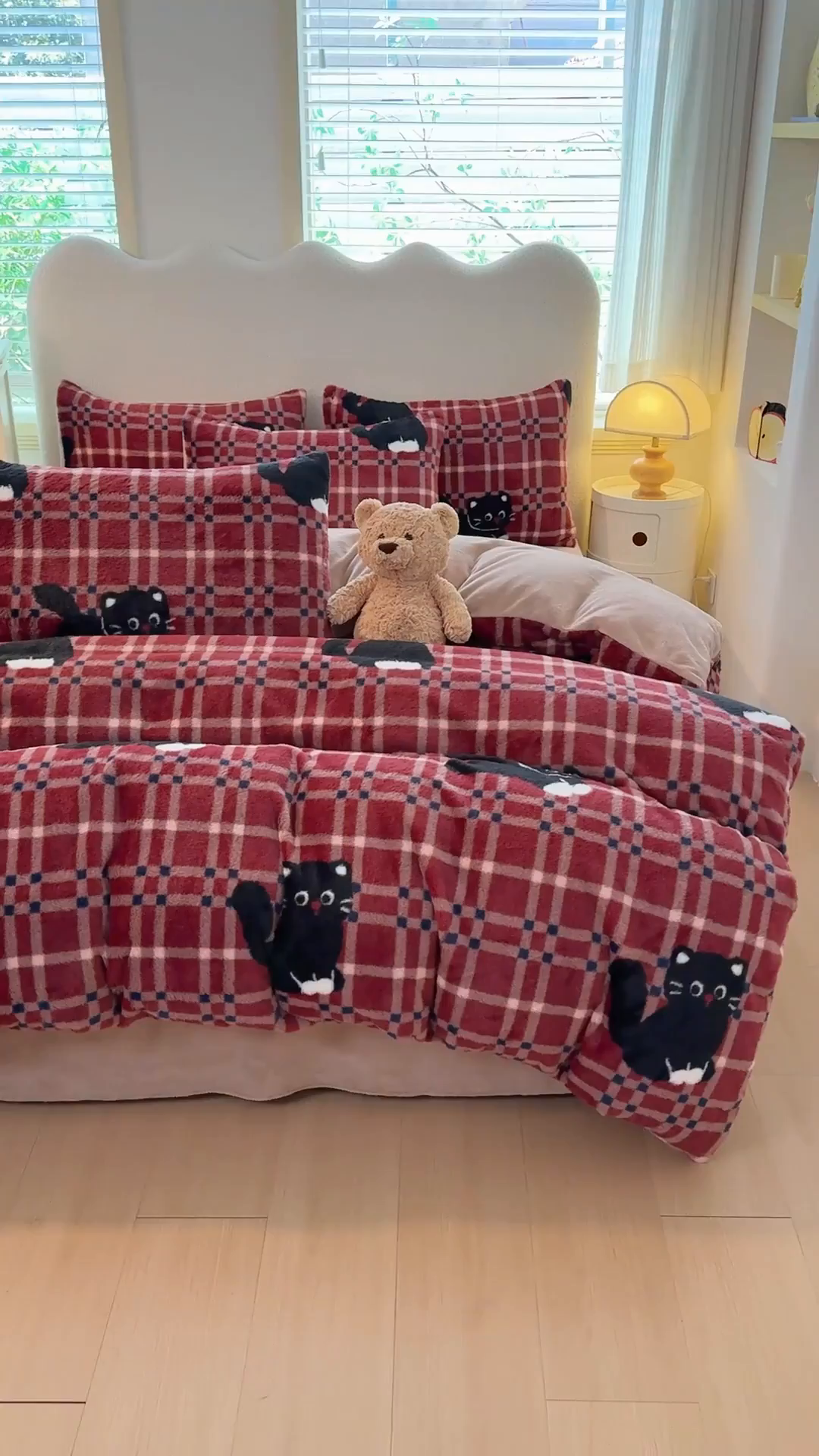 91家纺网 家纺一手货源 找家纺 KA家纺 2025新款冬高克重兔毛牛奶绒四件套 幸运猫