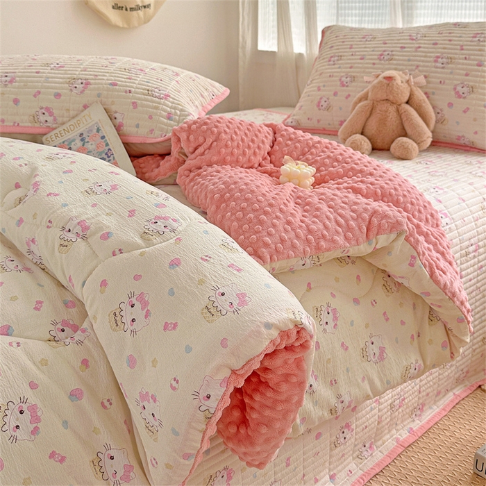 91家纺网 家纺一手货源 找家纺 繁花家居 2025新款床盖豆豆被套春秋被套冬被云感超软木棉被子被芯 简单款床盖-豆豆被-奇梦甜猫