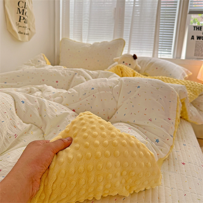 91家纺网 家纺一手货源 找家纺 繁花家居 2025新款床盖豆豆被套春秋被套冬被云感超软木棉被子被芯 简单款床盖-豆豆被-彩星甜梦