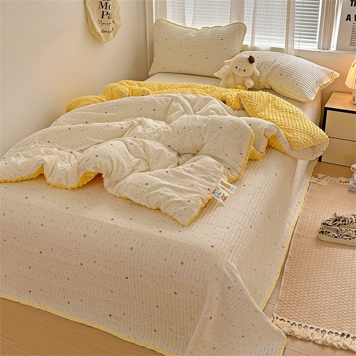 91家纺网 家纺一手货源 找家纺 繁花家居 2025新款床盖豆豆被套春秋被套冬被云感超软木棉被子被芯 简单款床盖-豆豆被-彩星甜梦