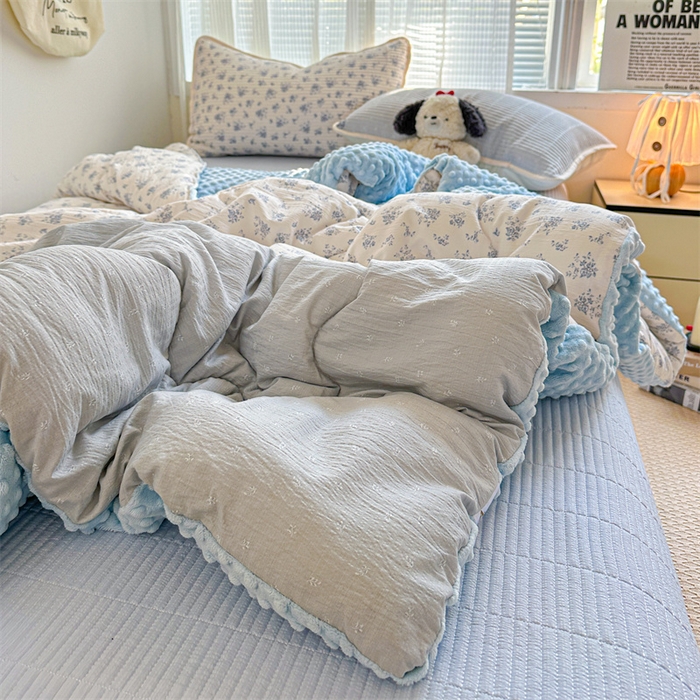 91家纺网 家纺一手货源 找家纺 繁花家居 2025新款床盖豆豆被套春秋被套冬被云感超软木棉被子被芯 简单款床盖-豆豆被-蓝黛