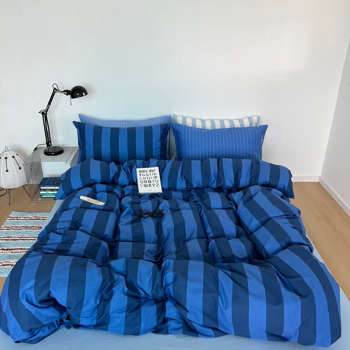 91家纺网 家纺一手货源 找家纺 （总）蜜宿 2025新款亲肤舒适混搭条纹全棉纯棉斜纹四件套-蓝调冰岛