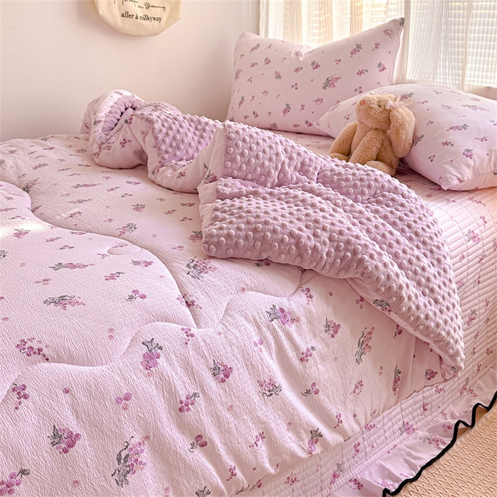 91家纺网 家纺一手货源 找家纺 繁花家居 2025新款床盖豆豆被套春秋被套冬被云感超软木棉被子被芯 花边床盖-豆豆被-幻紫花语