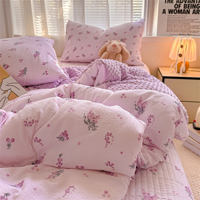 91家纺网 家纺一手货源 找家纺 繁花家居 2025新款床盖豆豆被套春秋被套冬被云感超软木棉被子被芯 花边床盖-豆豆被-幻紫花语