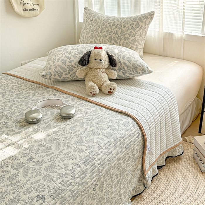 91家纺网 家纺一手货源 找家纺 繁花家居 2025新款床盖豆豆被套春秋被套冬被云感超软木棉被子被芯 花边床盖-豆豆被-蓝纹夜韵