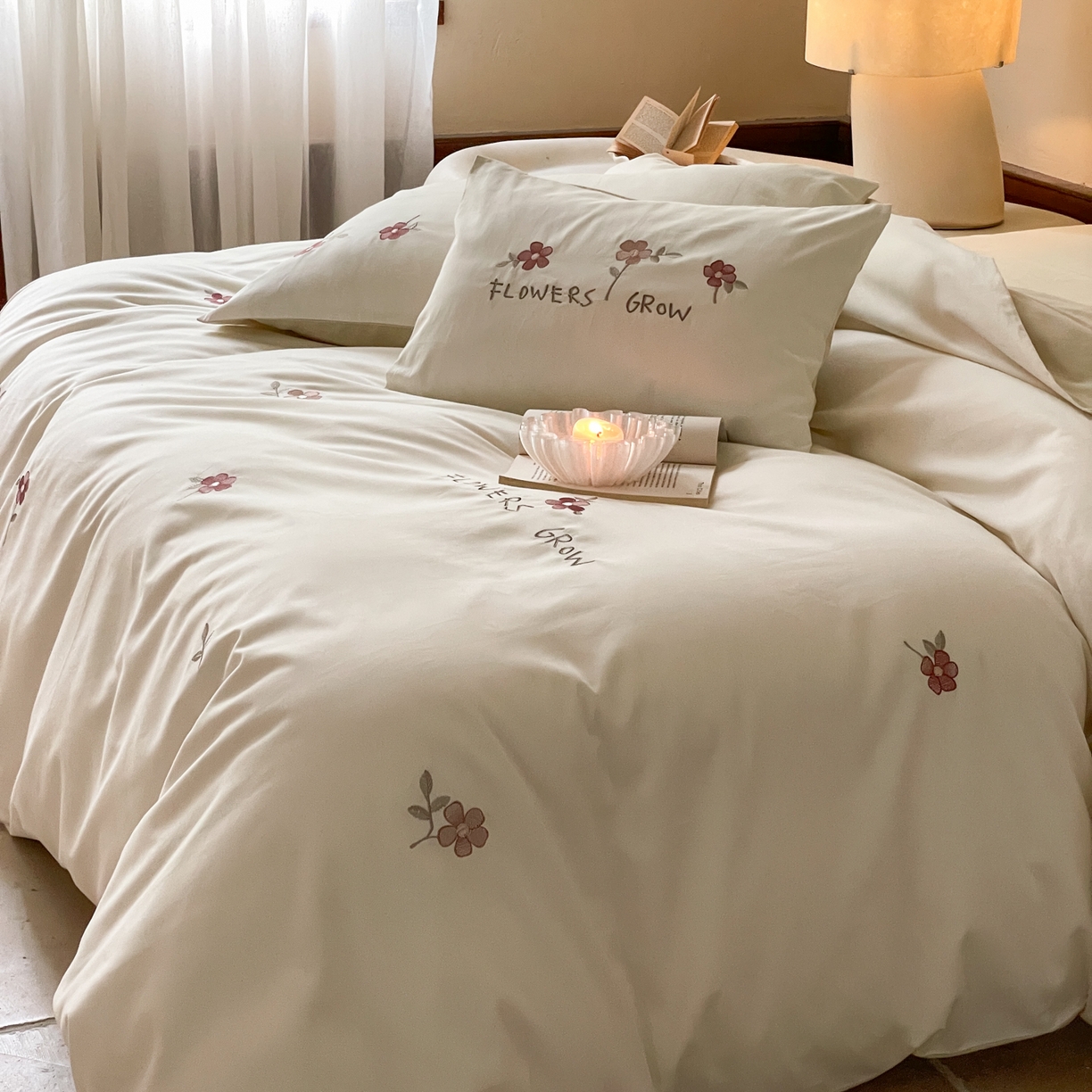 91家纺网 家纺一手货源 找家纺 FORTWO家纺原创设计（FOR TWO家纺） 2025新款50支全棉磨毛绣花四件套-小清新 小红花