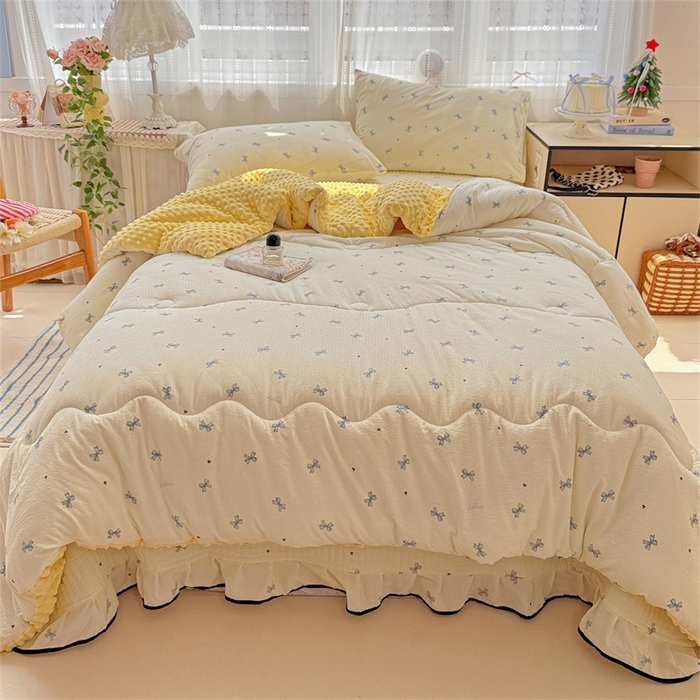 91家纺网 家纺一手货源 找家纺 繁花家居 2025新款床盖豆豆被套春秋被套冬被云感超软木棉被子被芯 花边床盖-豆豆被-奶黄蝶语