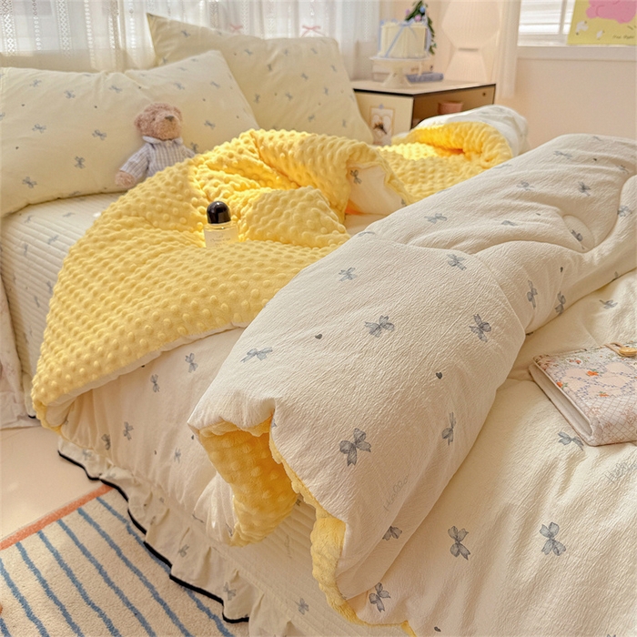 91家纺网 家纺一手货源 找家纺 繁花家居 2025新款床盖豆豆被套春秋被套冬被云感超软木棉被子被芯 花边床盖-豆豆被-奶黄蝶语