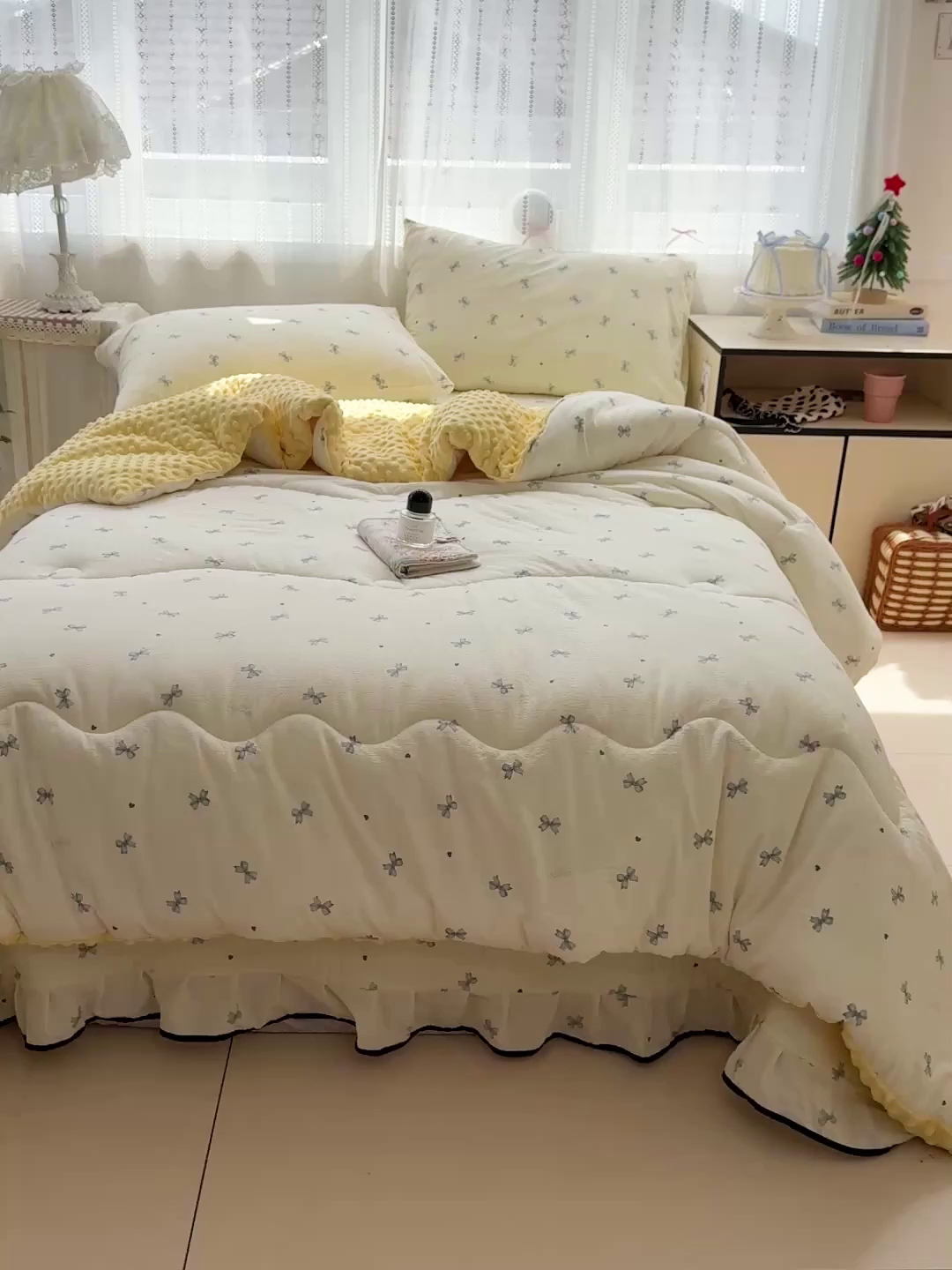 91家纺网 家纺一手货源 找家纺 繁花家居 2025新款床盖豆豆被套春秋被套冬被云感超软木棉被子被芯 花边床盖-豆豆被-奶黄蝶语