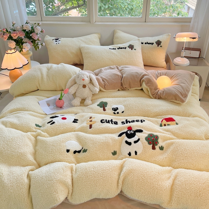 91家纺网 家纺一手货源 找家纺 （总）牵依 2025新款羊羔绒牛奶绒毛巾绣四件套