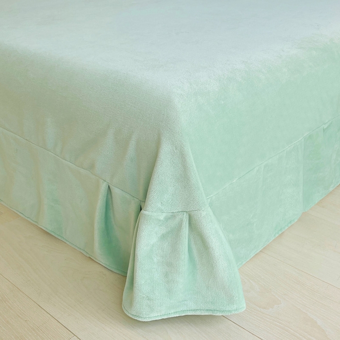 91家纺网 家纺一手货源 找家纺 牵依 2025新款羊羔绒牛奶绒毛巾绣四件套 熊猫乐园