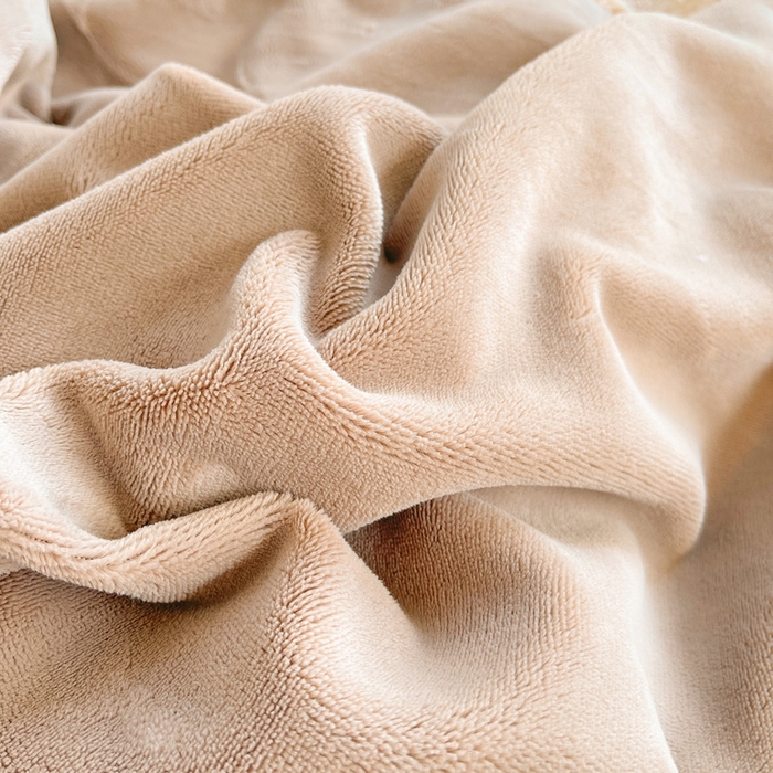 91家纺网 家纺一手货源 找家纺 牵依 2025新款羊羔绒牛奶绒毛巾绣四件套 卡皮巴拉