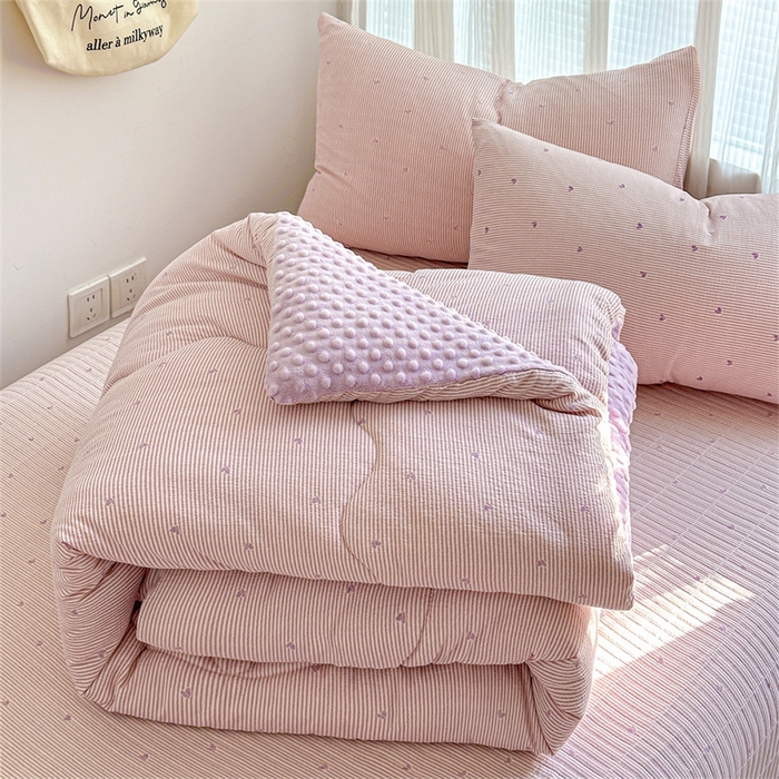 91家纺网 家纺一手货源 找家纺 繁花家居 2025新款床盖豆豆被套春秋被套冬被云感超软木棉被子被芯 花边床盖-豆豆被-紫绒梦心