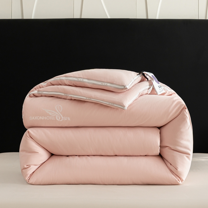 丽卡家纺 2025年秋冬新品莱卡羊绒被被子被芯（常规生产款为春秋被和冬被，常规尺寸为200*230/220*240cm，其他特殊尺寸/加厚款接受下单定制） 莱卡羊绒被-粉色