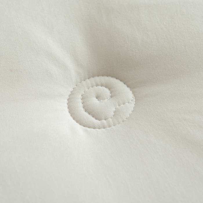 91家纺网 家纺一手货源 找家纺 丽卡家纺 2025年秋冬新品丽妃羊绒被被子被芯（常规生产款为春秋被和冬被，常规尺寸为200*230/220*240cm，其他特殊尺寸/加厚款接受下单定制） 丽妃羊绒被-灰色