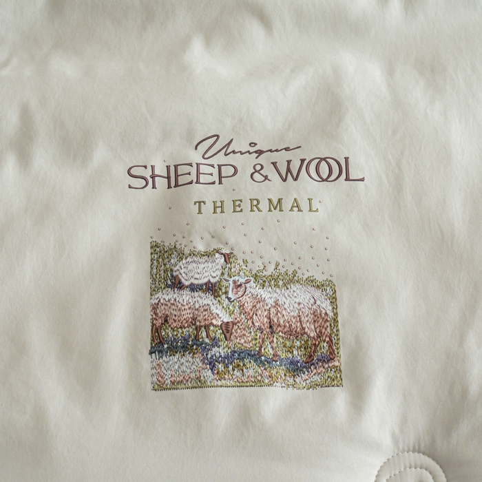 91家纺网 家纺一手货源 找家纺 丽卡家纺 2025年秋冬新品丽妃羊绒被被子被芯（常规生产款为春秋被和冬被，常规尺寸为200*230/220*240cm，其他特殊尺寸/加厚款接受下单定制） 丽妃羊绒被-灰色