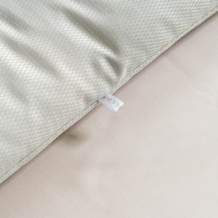 91家纺网 家纺一手货源 找家纺 丽卡家纺 2025年秋冬新品希贝尔羊绒大豆被被子被芯 希贝尔羊绒大豆被-灰色