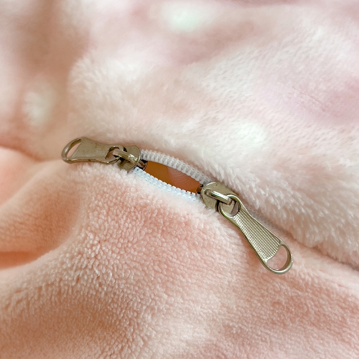 91家纺网 家纺一手货源 找家纺 摩妮卡 2025新款亲肤舒适泡泡绒大版卡通印花五件套 大版萌趣梦乡