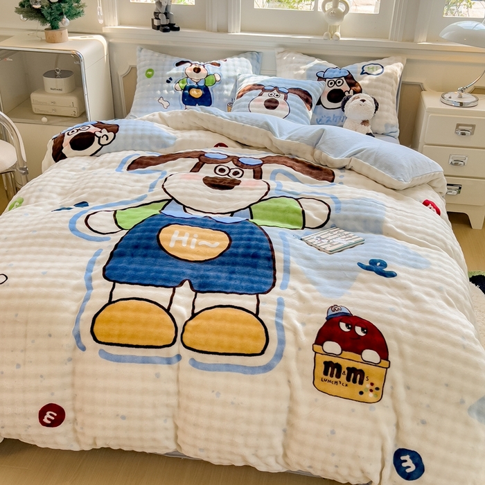 91家纺网 家纺一手货源 找家纺 摩妮卡 2025新款亲肤舒适泡泡绒大版卡通印花五件套 大版眼镜萌狗