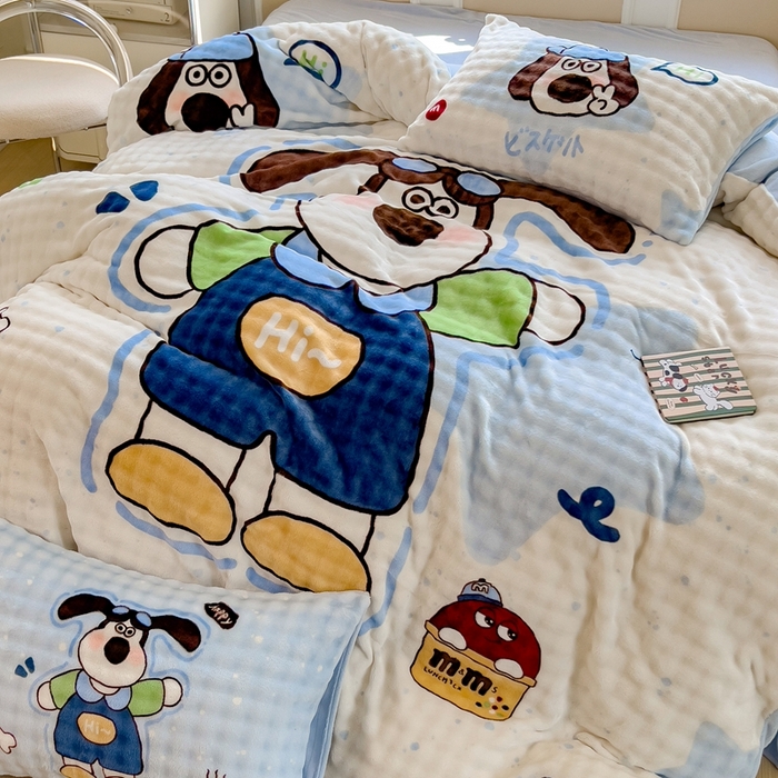 91家纺网 家纺一手货源 找家纺 摩妮卡 2025新款亲肤舒适泡泡绒大版卡通印花五件套 大版眼镜萌狗